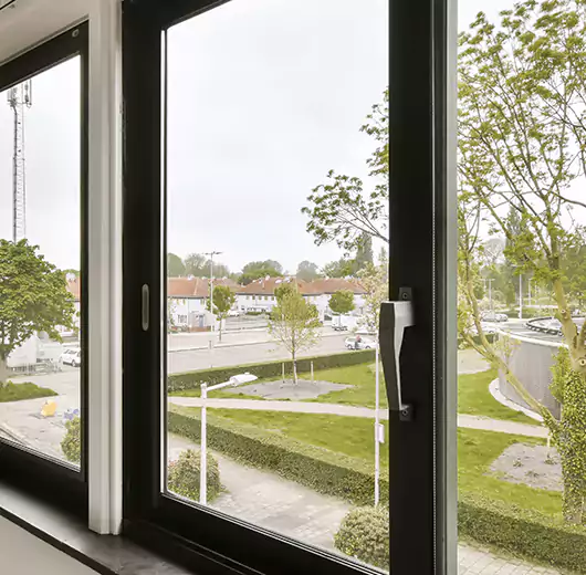 Why Lauderdale Lakes Homeowners & Businesses Trust Us?